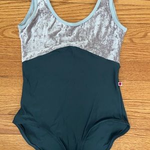 Yumiko Leotard Anna MEDIUM